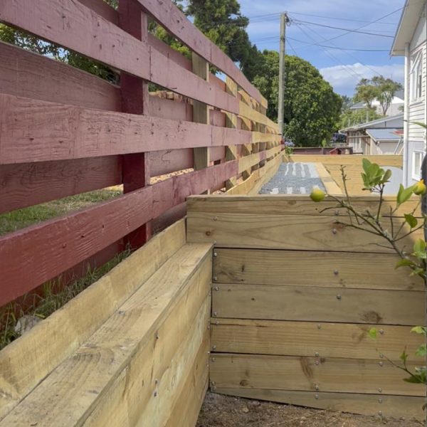 Retaining Walls & Planters