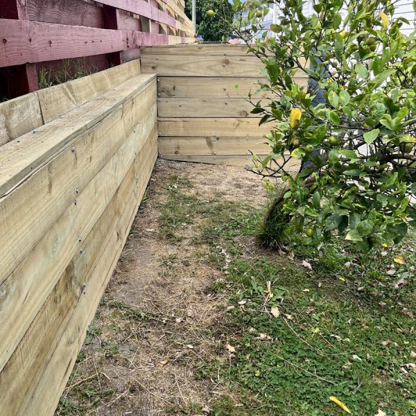 Retaining Walls & Planters