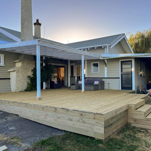 Wooden Deck & Steps 2022