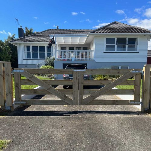 Front Fence And Custom Gates